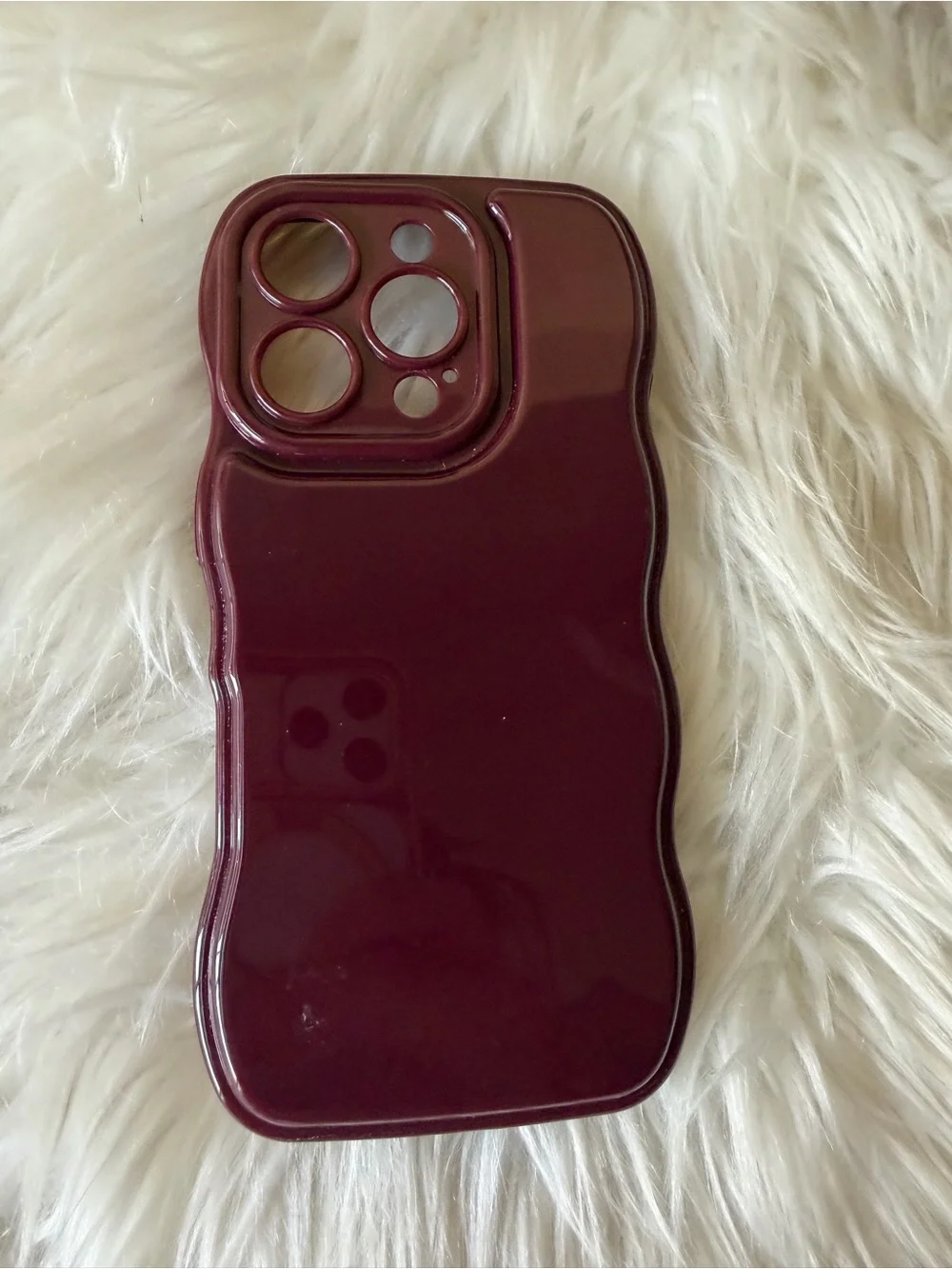 2 Glossy Burgundy Wavy Phone Cases for IPhone 16 pro